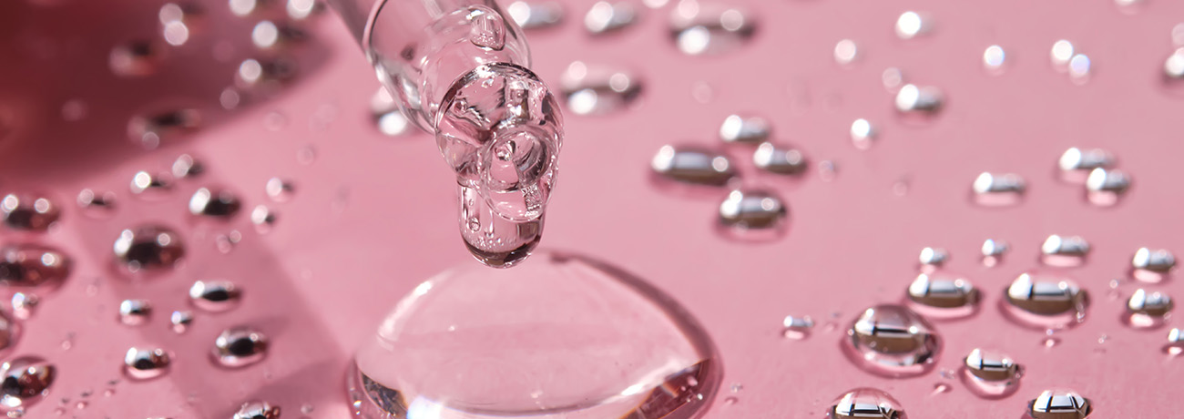 image THE PHILOSOPHY OF SELF-CARE: SERUMS, MULTI-SENSORIALITY AND TOOLS